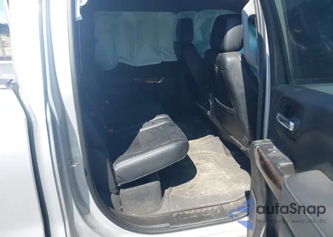 2021 GMC Sierra 1500 4Wd Short Box Elevation z USA, uszkodzony, nr VIN 3GTU9CET6MG302826